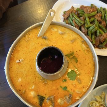 Ruen Pair - Tom Kha - Thai Near Me - Los Angeles, California Ruen Pair - Tom Kha - Thai Near Me - Los Angeles, California