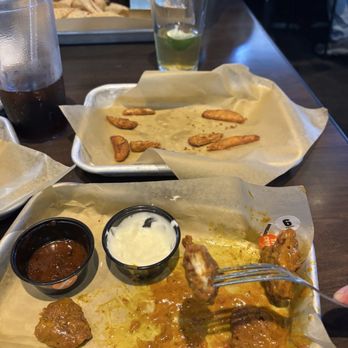 Buffalo Wild Wings - Boneless and chicken less. - American Near Me - Cincinnati, Ohio