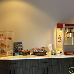 Rick Collins Toyota - Snack bar
