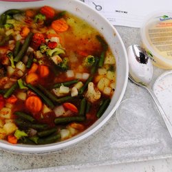 Klinikum Links Der Weser - Lunch Vegetables Soup spice up with own spices pepper&Chili&Pear