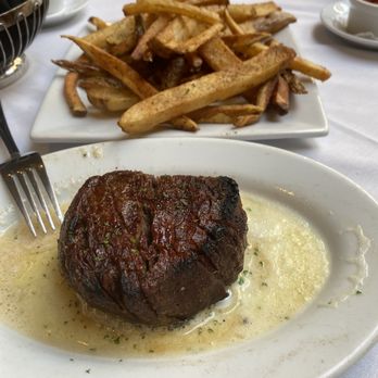 Ruth's Chris Steak House - Steakhouses Near Me - Toronto, Ontario Ruth's Chris Steak House - Steakhouses Near Me - Toronto, Ontario
