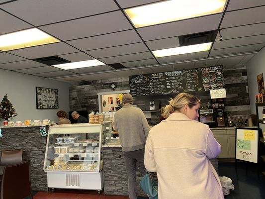 Mount Royal Bagel Factory by null