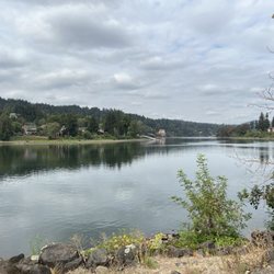 Kellogg Creek Park - The Willamette as seen from Kellogg Creek Park.