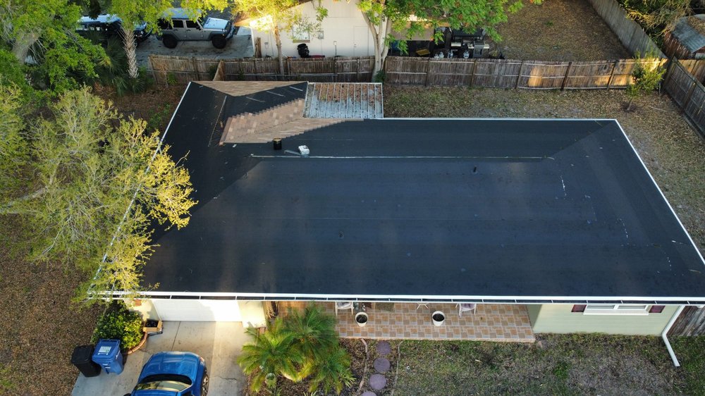 Slide of D&J Roofing and Construction