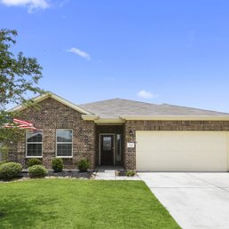Exterior photo of Realistic Results - Montgomery, Texas Exterior photo of Realistic Results - Montgomery, Texas