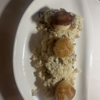 Caffe Aldo Lamberti - Pan-Seared Scallops - Italian Near Me - Cherry Hill, New Jersey