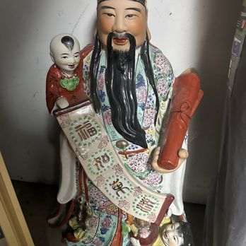Tower Cafe - Yes, I'm selling these 3 wise men. - Breakfast & Brunch Near Me - Sacramento, California