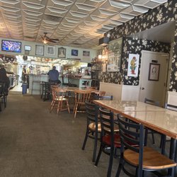 Famous Bistro