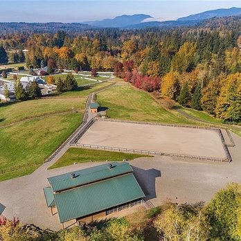 Associated Landscaping - an aerial view of a horse farm - Fences & Gates Near Me - Burien, Washington Associated Landscaping - an aerial view of a horse farm - Fences & Gates Near Me - Burien, Washington