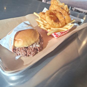 Eat Crispy Burger La Jolla - Burgers Near Me - San Diego, California Eat Crispy Burger La Jolla - Burgers Near Me - San Diego, California