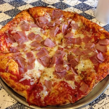 Reba's - Canadian bacon pizza. Yum! - Pizza Near Me - Giddings, Texas Reba's - Canadian bacon pizza. Yum! - Pizza Near Me - Giddings, Texas