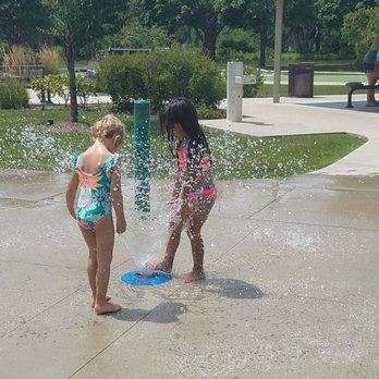 Fountain Square Park - Parks Near Me - Elk Grove Village, Illinois Fountain Square Park - Parks Near Me - Elk Grove Village, Illinois