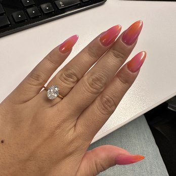 MOI Nails By Spring - By Spring - Nail Salons Near Me - Los Angeles, California
