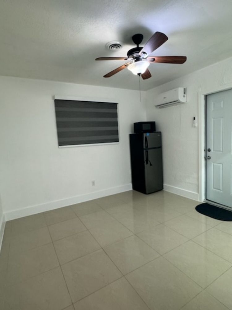 Slide of Placetas Painters