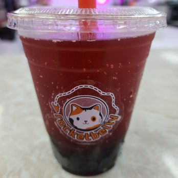Rocketbelly - Mango Dragonfruit Black tea - Desserts Near Me - Arlington, Texas