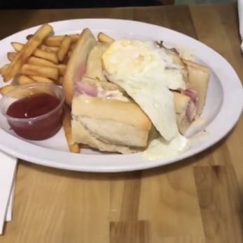 Café Croissant - Bakeries Near Me - Miami, Florida Café Croissant - Bakeries Near Me - Miami, Florida