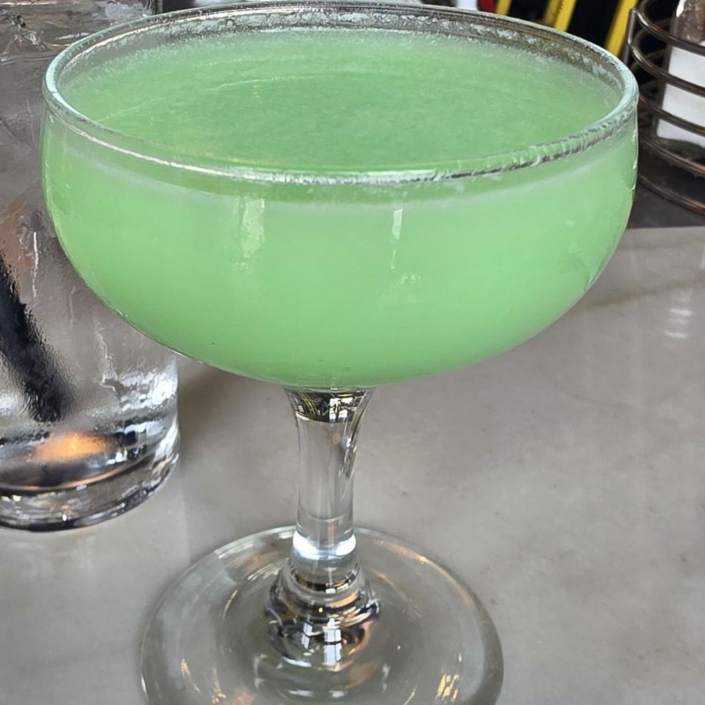 Grandma Bob's - Gin tropic - Pizza Near Me - Detroit, Michigan