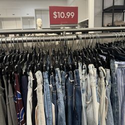 H&M - Jeans on sale