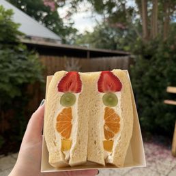 Fruit salad sando Fruit salad sando