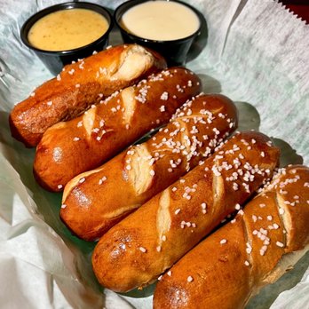 Teddy’s On The Hill - Pretzels - Bars Near Me - Boston, Massachusetts Teddy’s On The Hill - Pretzels - Bars Near Me - Boston, Massachusetts