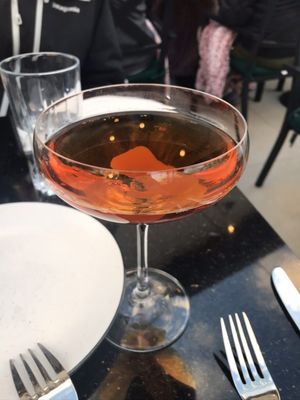 Scarlet Kitchen and Lounge by null