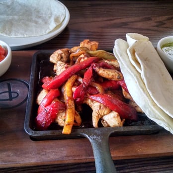 Dinerbar - Chicken fajitas. Chicken was dry and my friend was disappointed that there was no rice and beans. - Diners Near Me - Rego Park, New York Dinerbar - Chicken fajitas. Chicken was dry and my friend was disappointed that there was no rice and beans. - Diners Near Me - Rego Park, New York