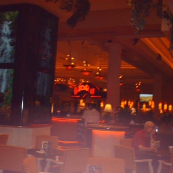 Biscotti's - Big plamsa TV's everywhere. - Cafes Near Me - Reno, Nevada