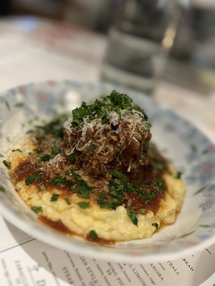 HOST UTICA Updated July 2024 503 Photos & 169 Reviews 7759 Auburn Rd, Utica, Michigan