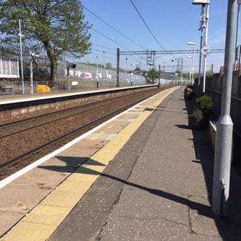 Easterhouse Rail Station - Public Transportation Near Me - Glasgow, GLG
