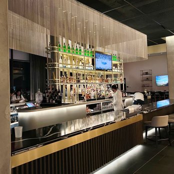 Wren - Bar area - Cocktail Bars Near Me - Tysons, Virginia Wren - Bar area - Cocktail Bars Near Me - Tysons, Virginia