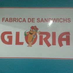 Gloria - Acá los sanguchitos escuchan música.