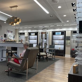 Thomas Eye Center - Interior - Optometrists Near Me - Athens, Georgia Thomas Eye Center - Interior - Optometrists Near Me - Athens, Georgia