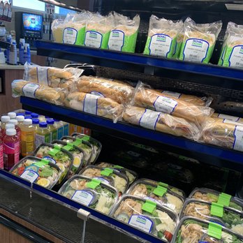 Royal Farms - Premise treats - Gas Stations Near Me - National Harbor, Maryland