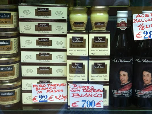 Drogheria Màscari by null