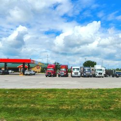 Flying J Travel Center - Bobtail Parking