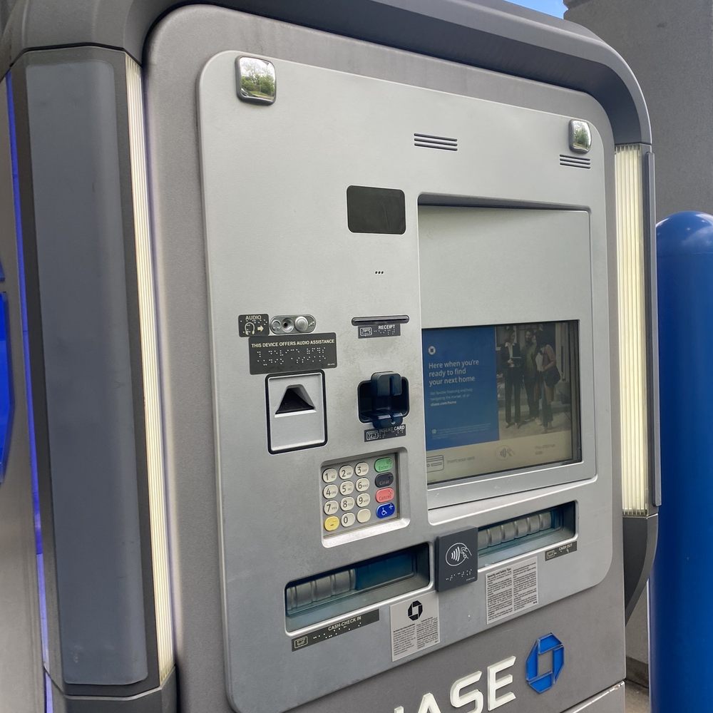 Chase Bank Branch Newtown, PA 18940 - Last Updated January 2026 - Yelp