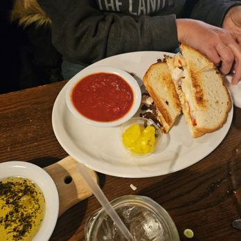 Olde World Bistro - Berlin - Grilled cheese - Cafes Near Me - Berlin, Ohio Olde World Bistro - Berlin - Grilled cheese - Cafes Near Me - Berlin, Ohio