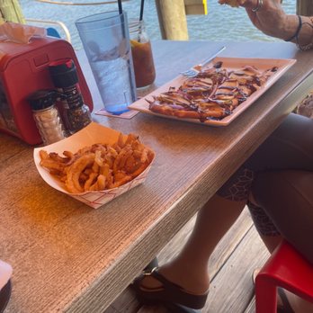 River Deck - Flat bread and onion string - Seafood Near Me - New Smyrna Beach, Florida