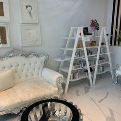 Khrome Nail Bar