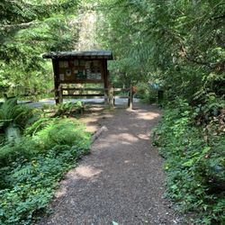 Mt Erie Park - Trailhead.