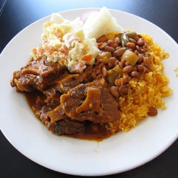 Merengue Dominican Restaurant - Oxtail Stew! - Dominican Near Me - New Hyde Park, New York