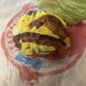 Wendy's - Burgers Near Me - Louisville, Kentucky Wendy's - Burgers Near Me - Louisville, Kentucky