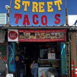 Lit Burritos - The restaurant front