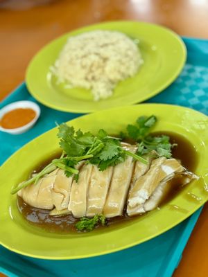 Tian Tian Hainanese Chicken Rice by null