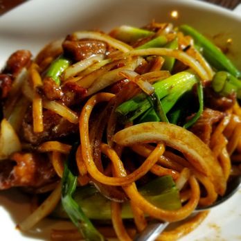 Kwok's Bistro - Beef chow mein - Chinese Near Me - Reno, Nevada Kwok's Bistro - Beef chow mein - Chinese Near Me - Reno, Nevada