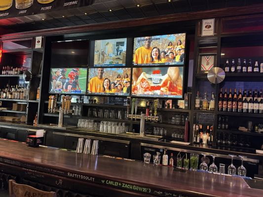 Gino's East by null