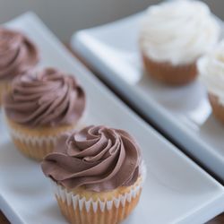 Sugar and Slice - Vanilla Cupcakes with Chocolate Buttercream