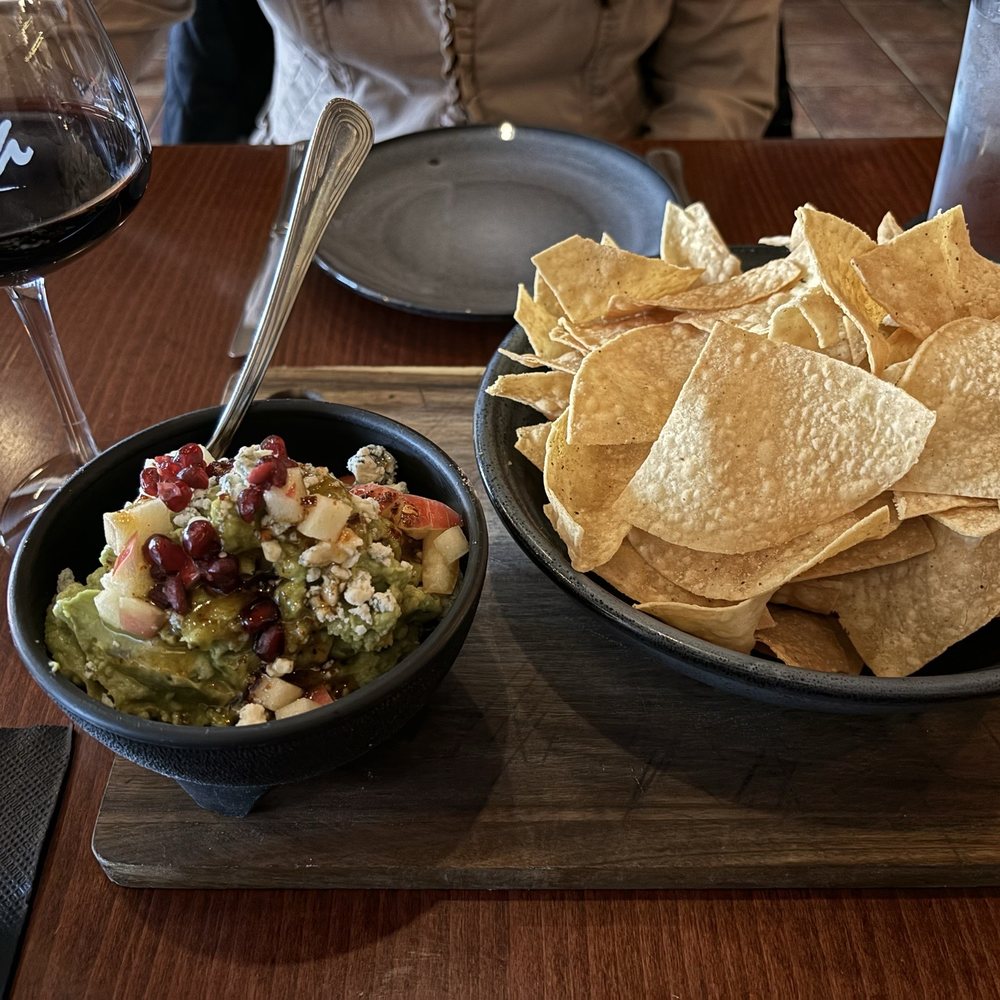 Biba - Guacamole with blue cheese and apples - Latin American Near Me - Beaver, Pennsylvania