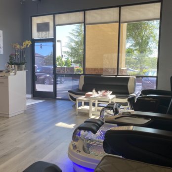 Blossom Nails & Spa - Entrance - Nail Salons Near Me - Livermore, California Blossom Nails & Spa - Entrance - Nail Salons Near Me - Livermore, California