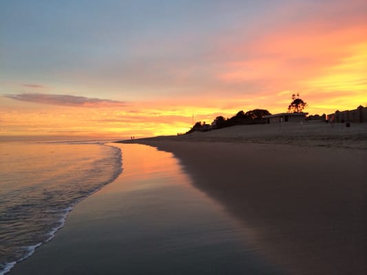 Surfrider Beach by null